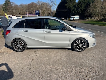 Used Mercedes-Benz B Class 2014 for sale - 77951729: Photo