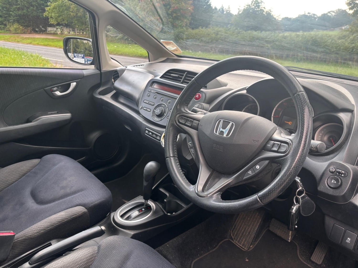 Used Honda Jazz 2012 for sale - 76070101: Photo 7