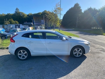 Used Volvo V40 2013 for sale - 76070047: Photo 4