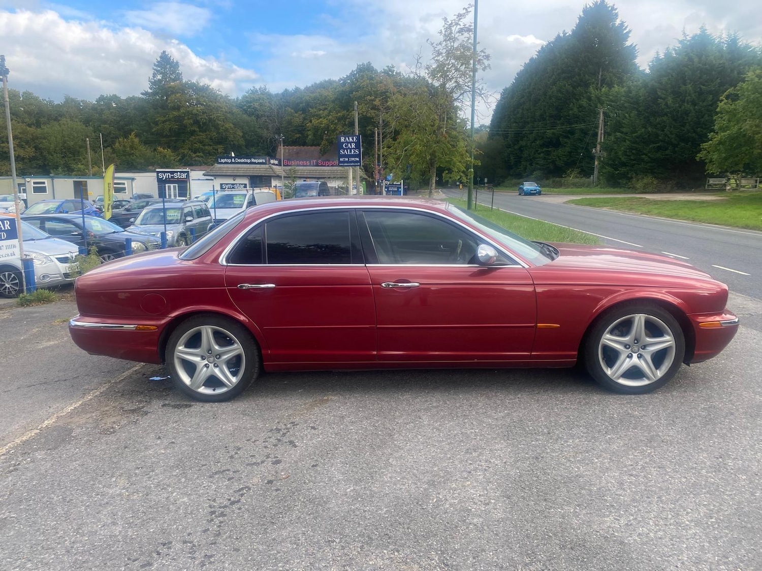 Used Jaguar XJ 2004 for sale - 76070079: Photo 4