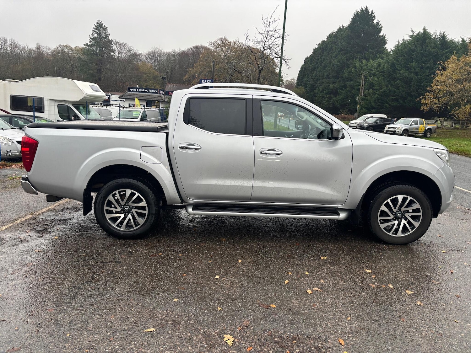 Used Nissan Navara for sale - 76724102: Photo 3