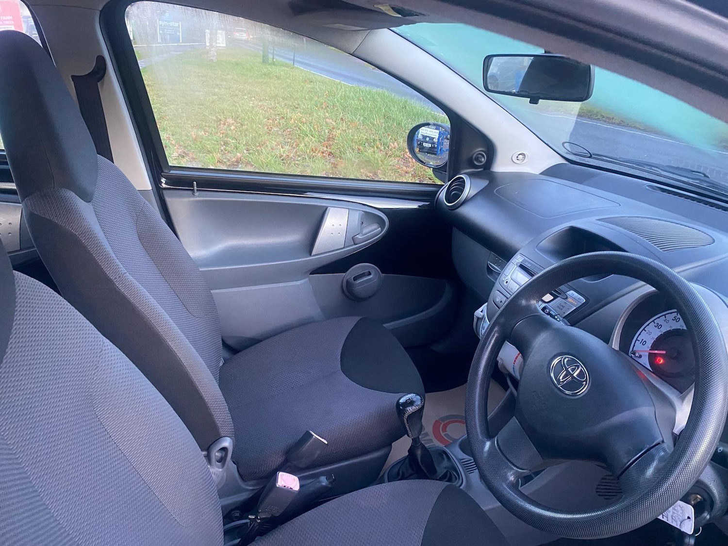 Used Toyota AYGO 2007 for sale - 76836527: Photo 10