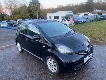 2007 (57) - 1.0 VVT-i Black 5dr