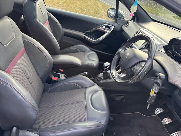 Used Peugeot 208 2014 for sale - 75367390: Photo 11