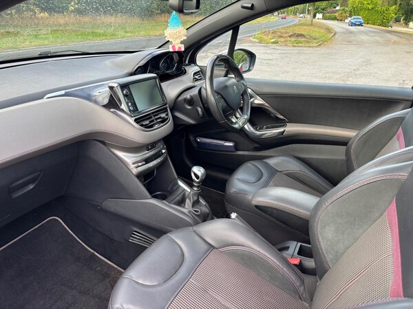 Used Peugeot 208 2014 for sale - 75367390: Photo 13