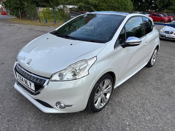 Used Peugeot 208 2014 for sale - 75367390: Photo 3