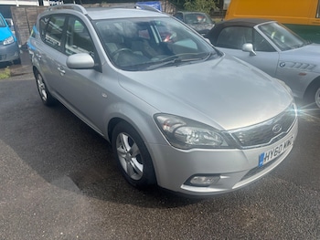 Kia - Ceed