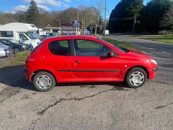 Used Peugeot 206 2003 for sale - 77692060: Photo