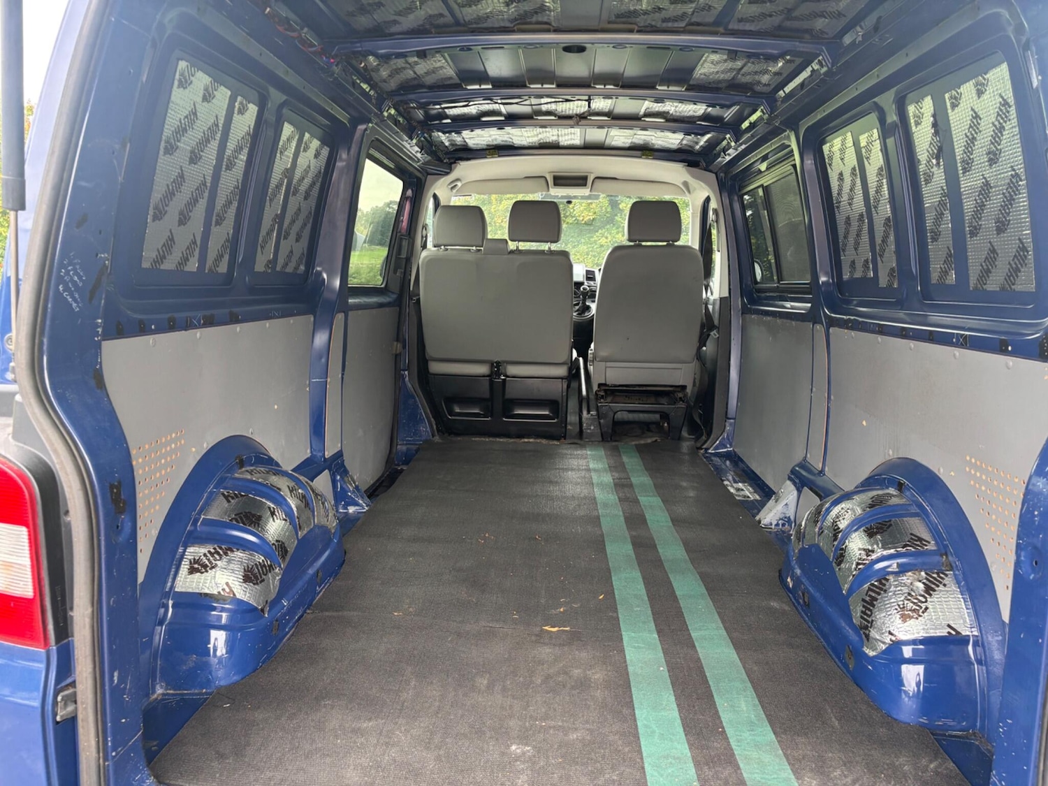 Used Volkswagen Transporter 2011 for sale - 76070099: Photo 10