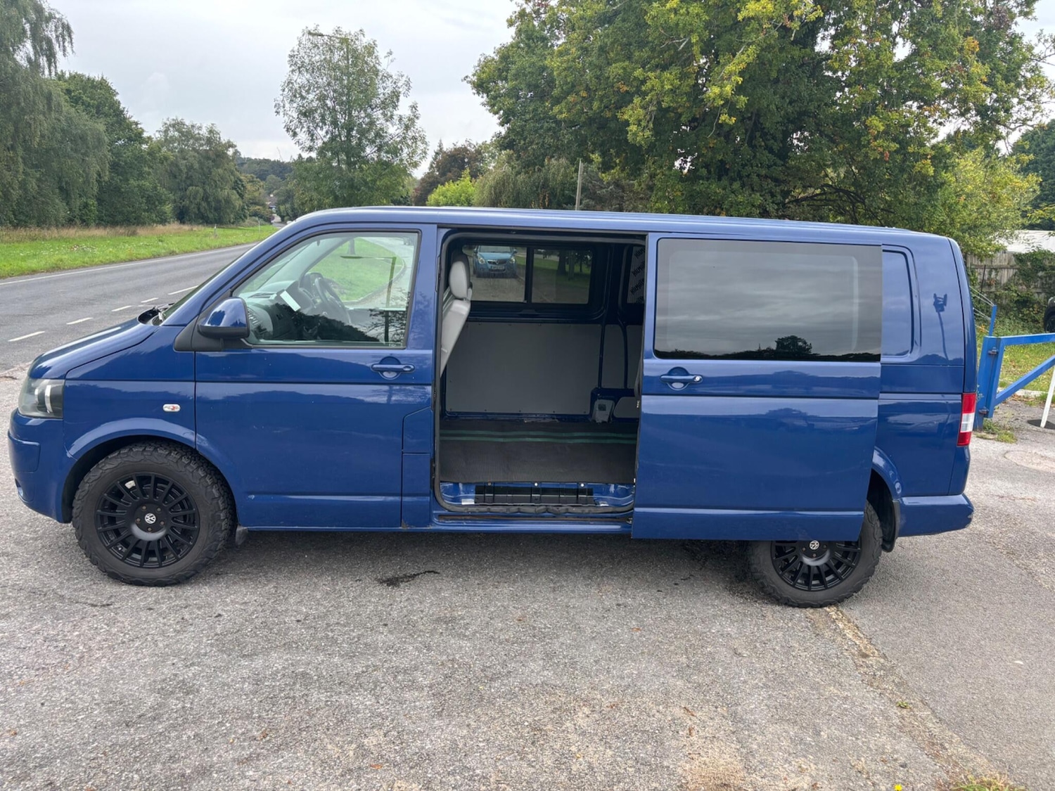 Used Volkswagen Transporter 2011 for sale - 76070099: Photo 6