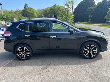 Used Nissan X-Trail 2016 for sale - 78466421: Photo