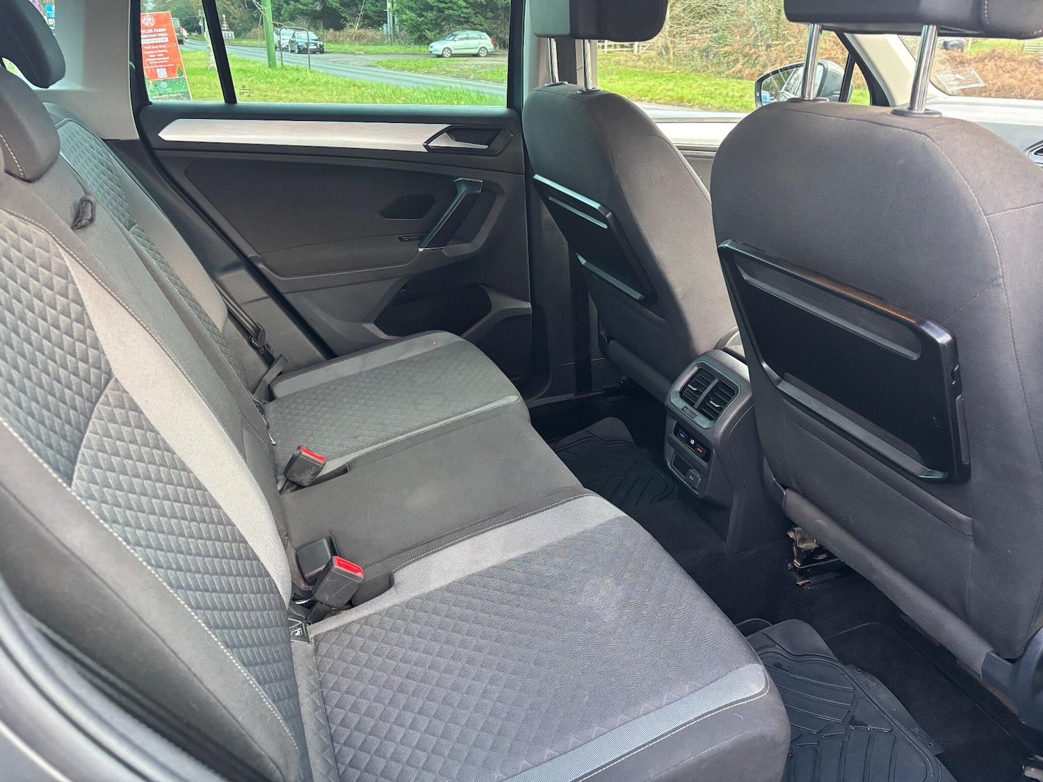 Used Volkswagen Tiguan for sale - 76909310: Photo 15