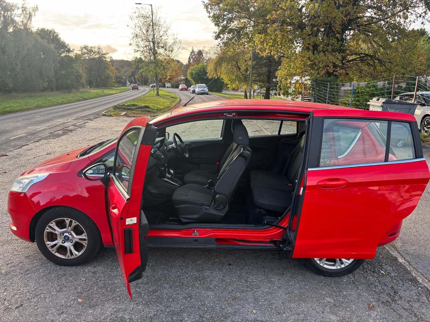 Used Ford B-MAX 2017 for sale - 76386810: Photo 6