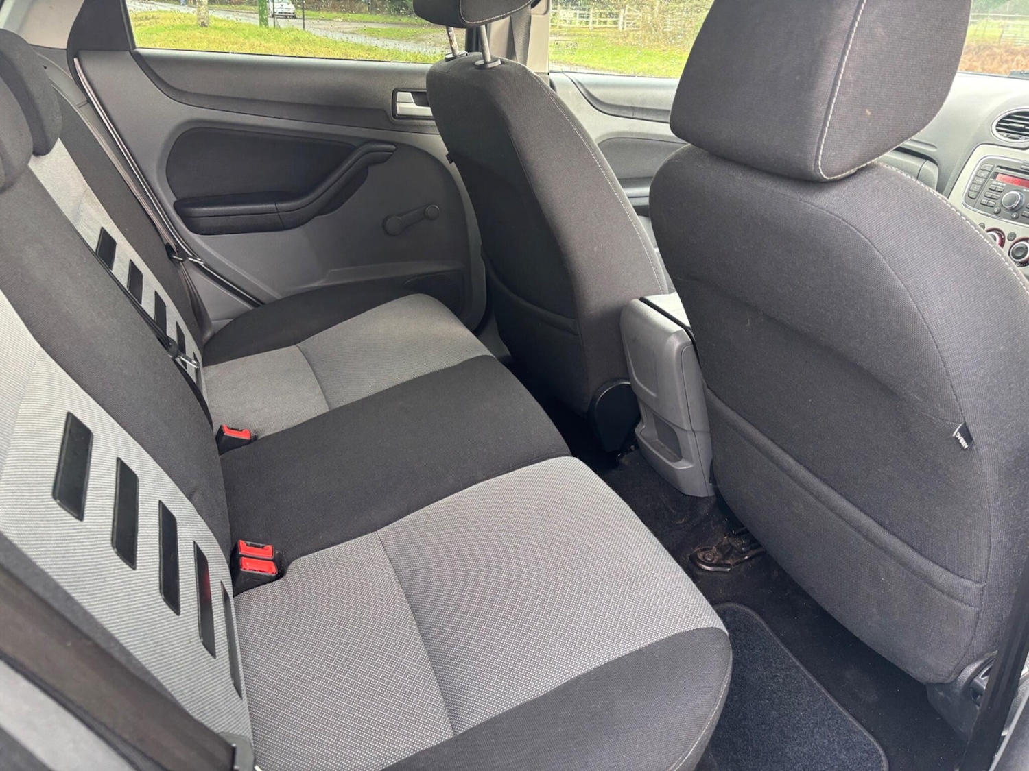 Used Ford Focus 2010 for sale - 77394208: Photo 15