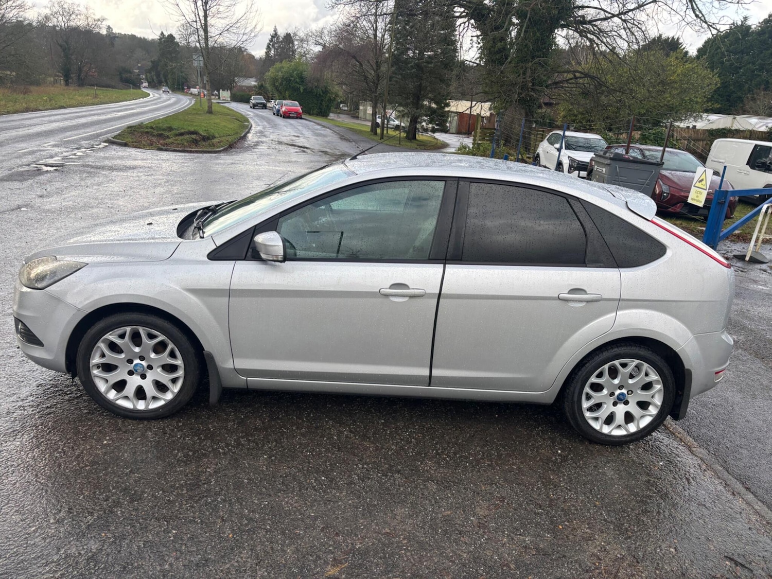 Used Ford Focus 2010 for sale - 77394208: Photo 5