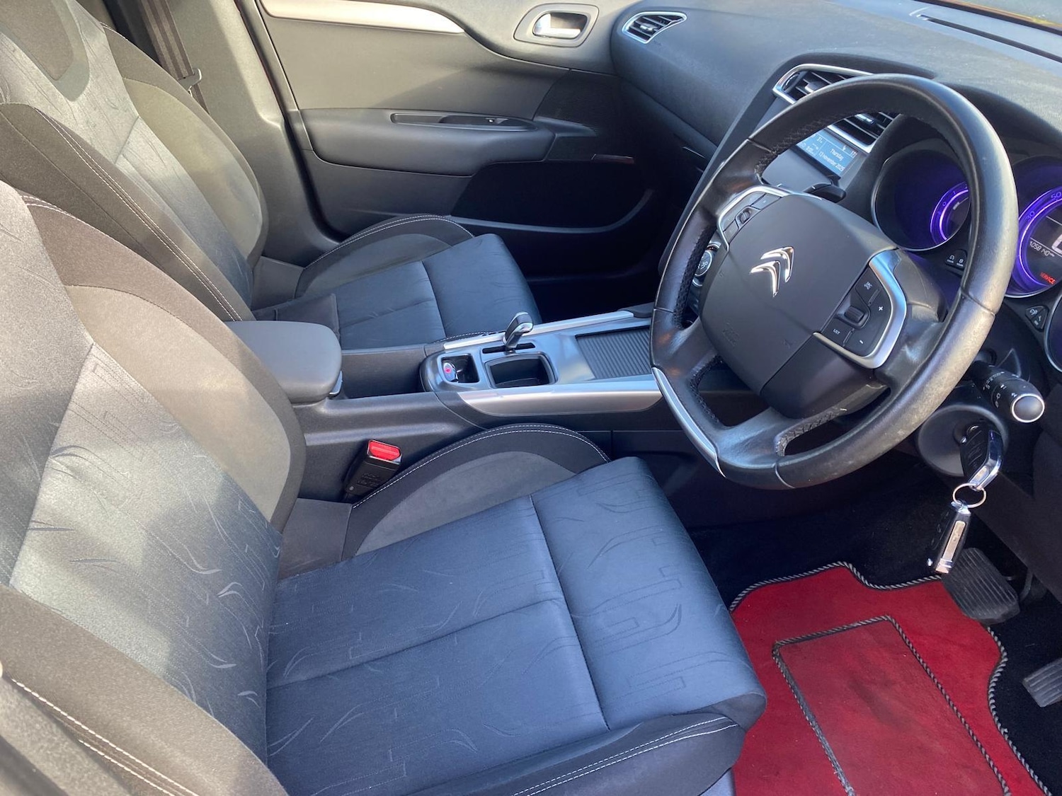 Used Citroen C4 2013 for sale - 76577446: Photo 10