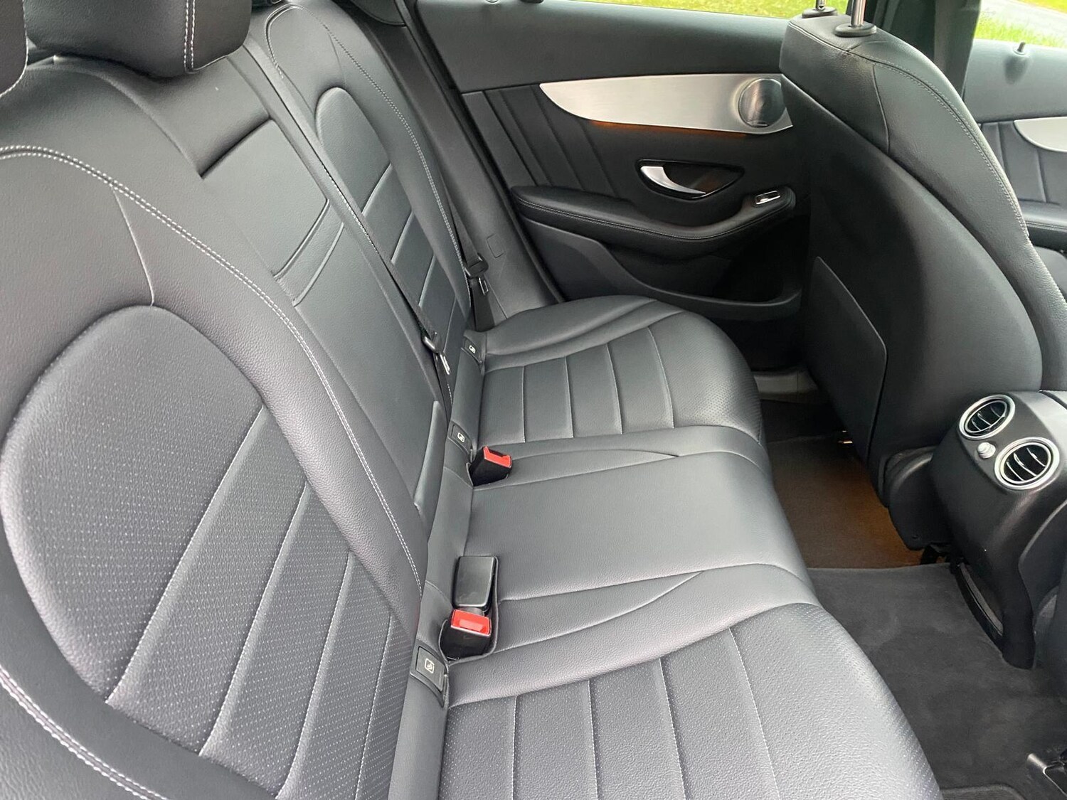 Used Mercedes-Benz GLC 2018 for sale - 76273820: Photo 11