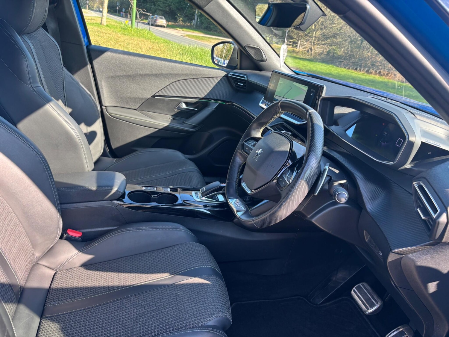 Used Peugeot 2008 2021 for sale - 77951732: Photo 11