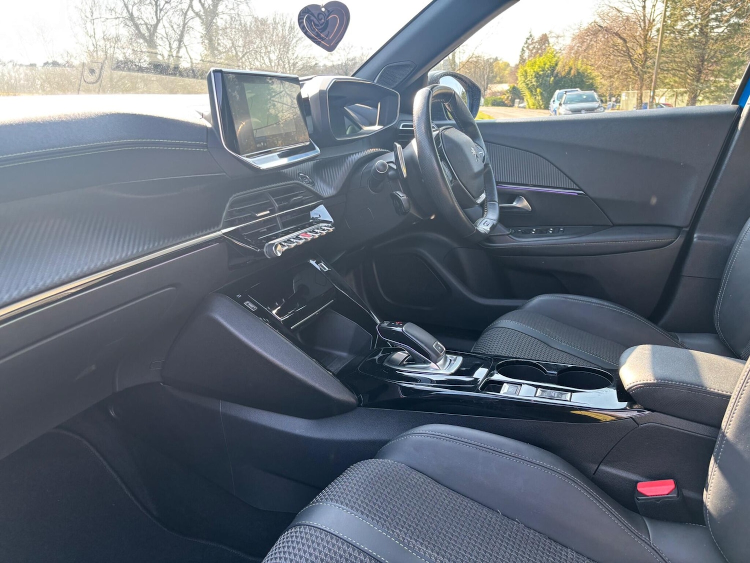 Used Peugeot 2008 2021 for sale - 77951732: Photo 13