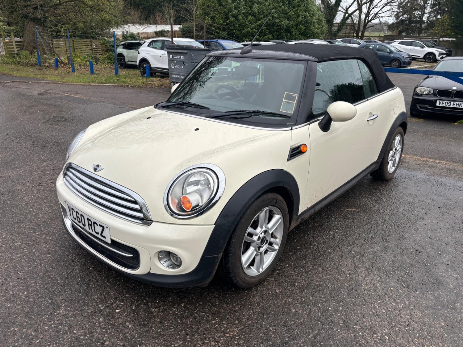 Used MINI Convertible 2011 for sale - 77629473: Photo 3