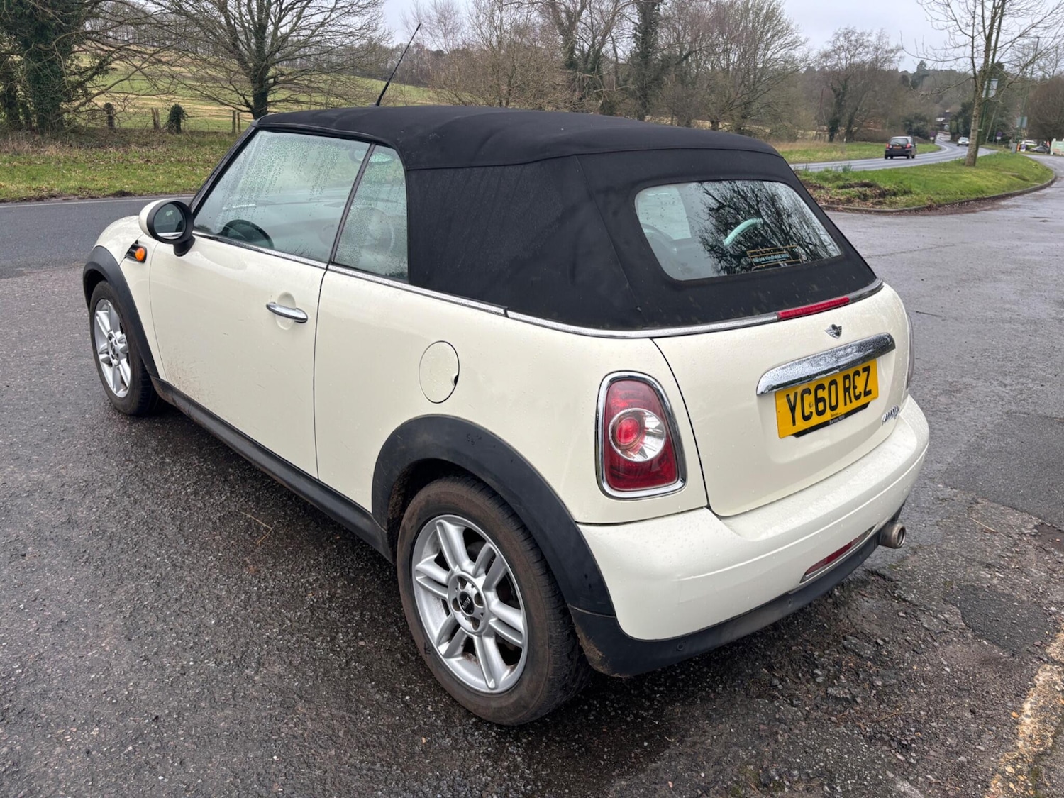 Used MINI Convertible 2011 for sale - 77629473: Photo 6