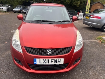 Used Suzuki Swift 2011 for sale - 76253187: Photo