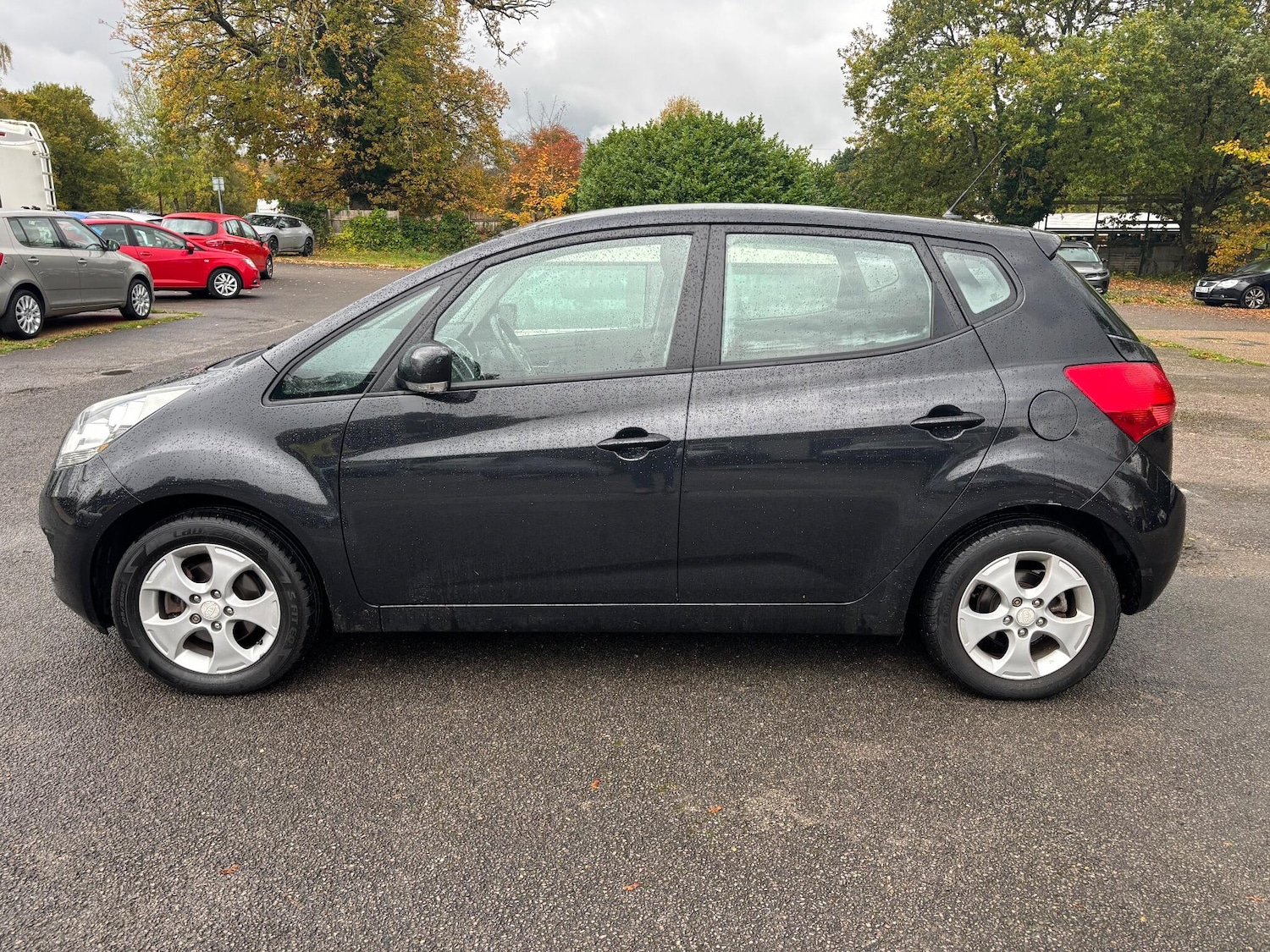 Used Kia Venga 2013 for sale - 76422606: Photo 4