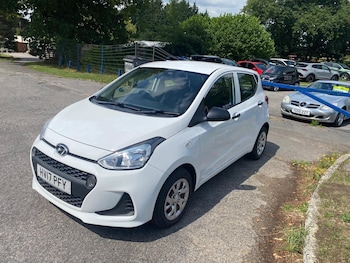 Used Hyundai i10 2017 for sale - 75499080: Photo