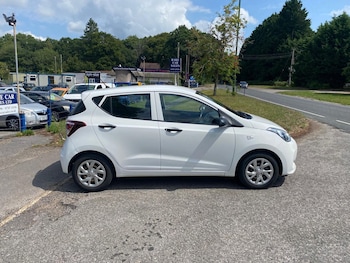 Used Hyundai i10 2017 for sale - 75499080: Photo
