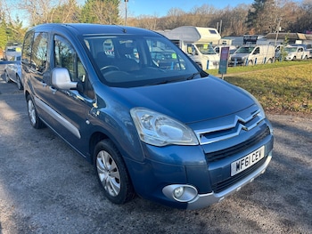 2011 (61) - 1.6 HDi 90 VTR 5dr