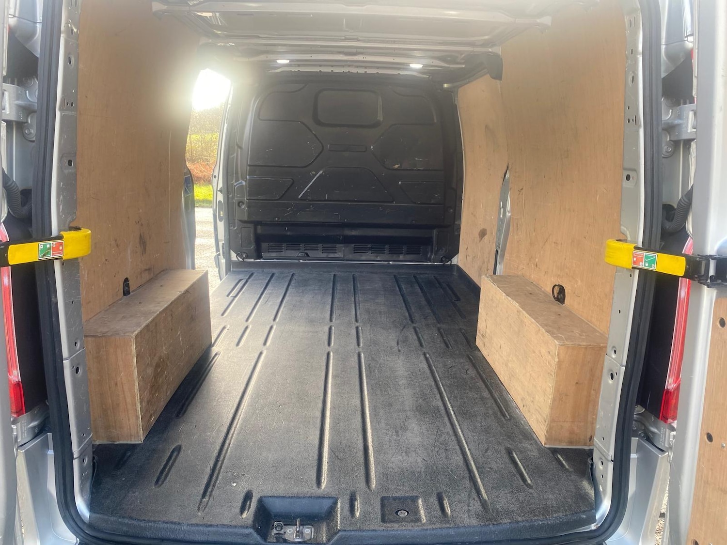 Used Ford Transit Custom 2021 for sale - 76836523: Photo 10