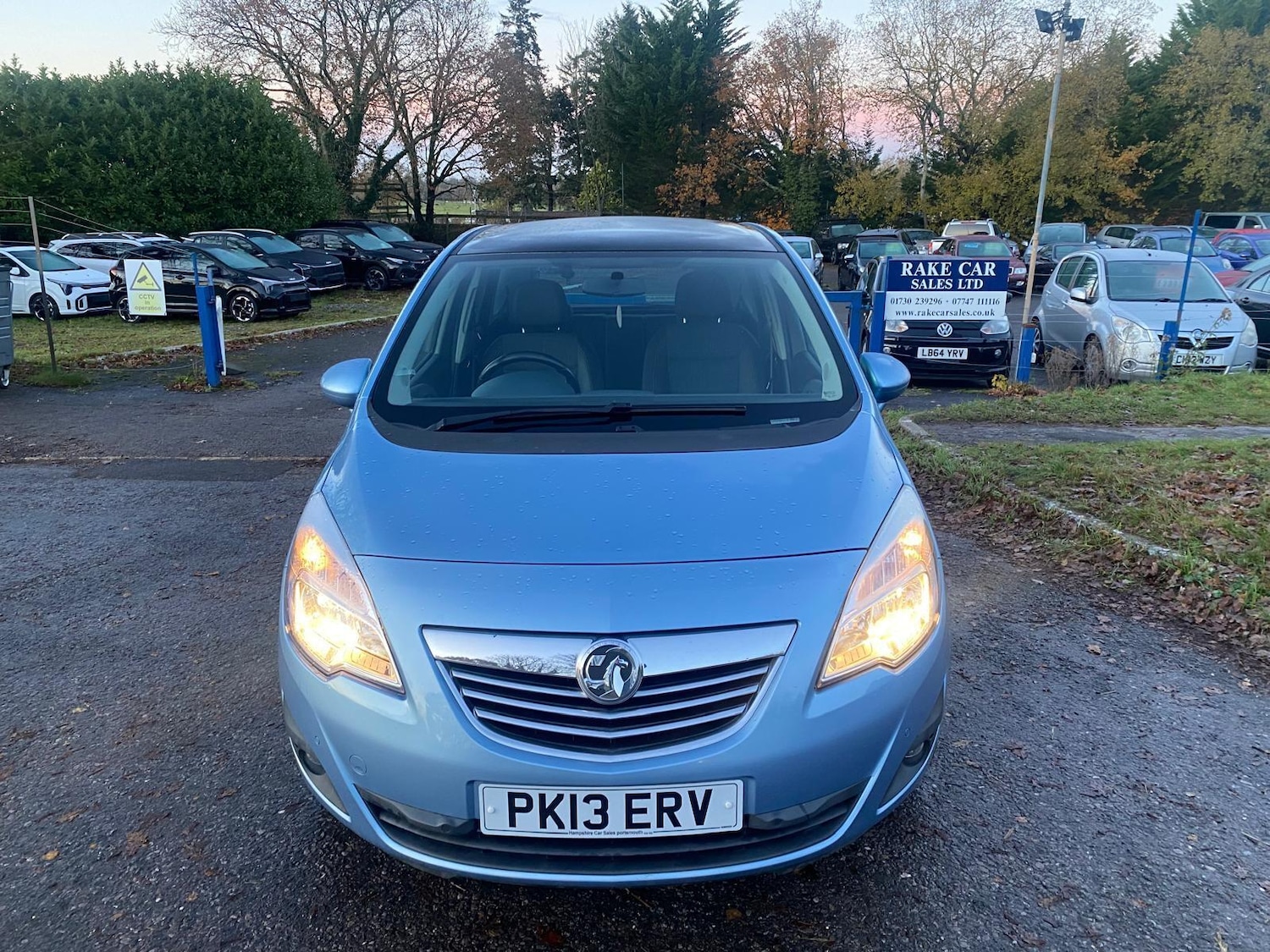 Used Vauxhall Meriva 2013 for sale - 76836525: Photo 2