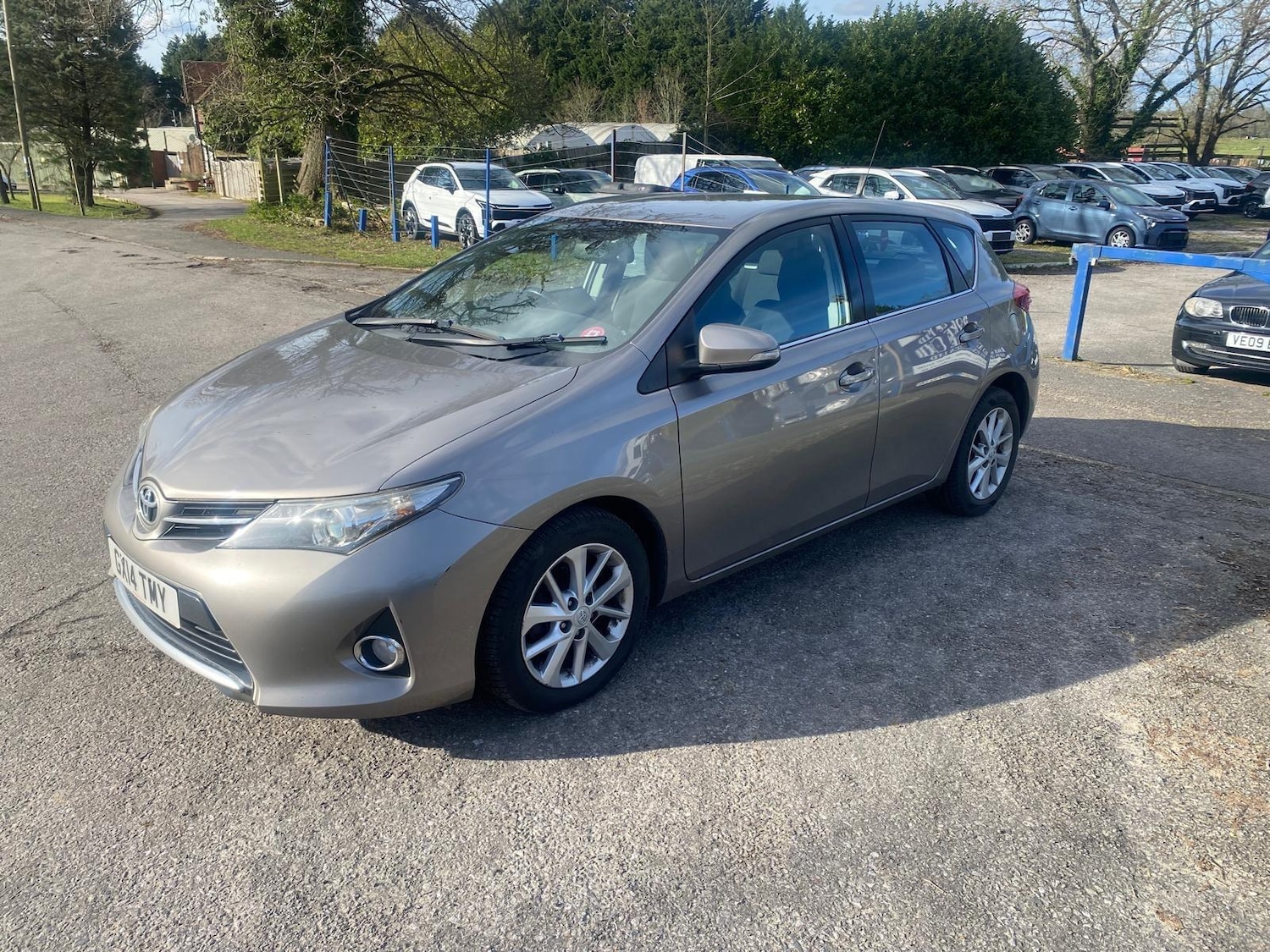 Used Toyota Auris 2014 for sale - 77692059: Photo 3