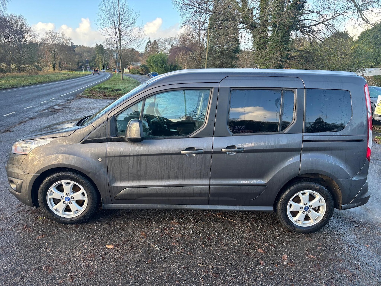 Used Ford Tourneo Connect 2015 for sale - 77011997: Photo 6