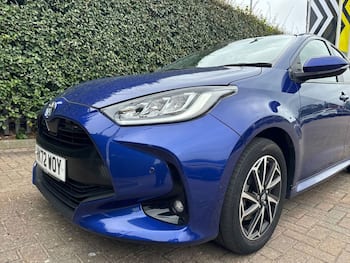 Used Toyota Yaris 2023 for sale - 79830527: Photo