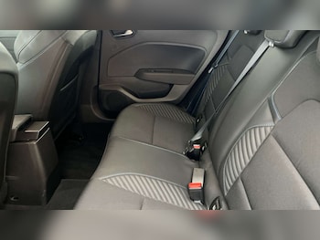 Used Renault Clio 2025 for sale - 79575979: Photo