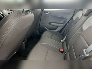 Used Renault Clio 2025 for sale - 79575954: Photo
