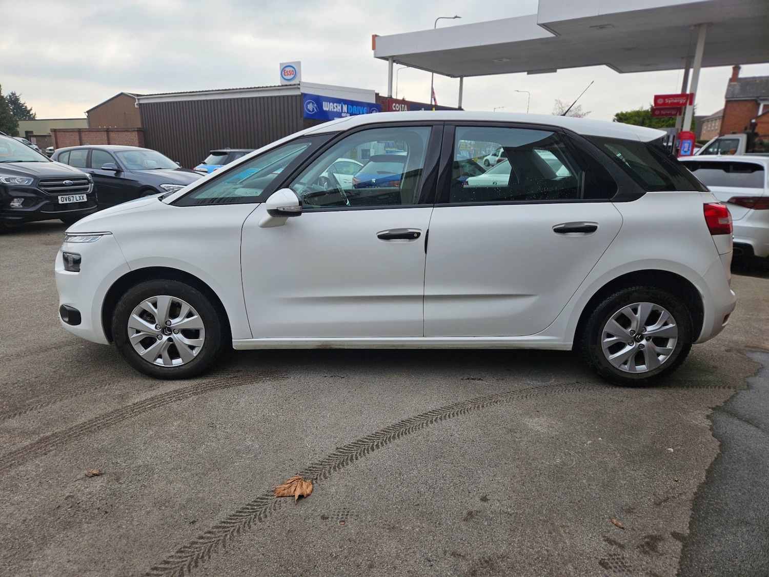 Used Citroen C4 Picasso 2014 for sale - 77968519: Photo 4