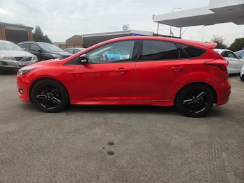 Used Ford Focus 2016 for sale - 77897245: Photo
