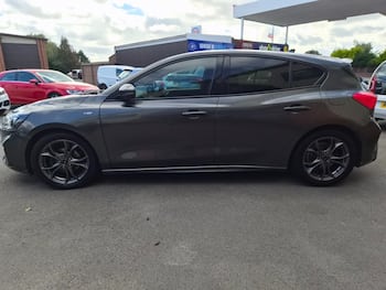 Used Ford Focus 2018 for sale - 79836065: Photo