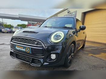 Used MINI Hatch 2018 for sale - 77138507: Photo