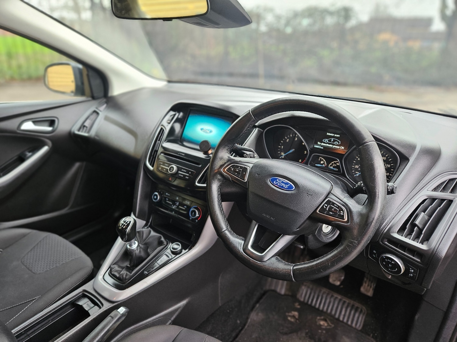 Used Ford Focus 2015 for sale - 77061704: Photo 11