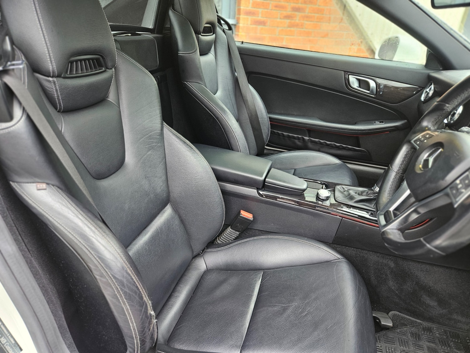 Used Mercedes-Benz SLK 2012 for sale - 77691937: Photo 15