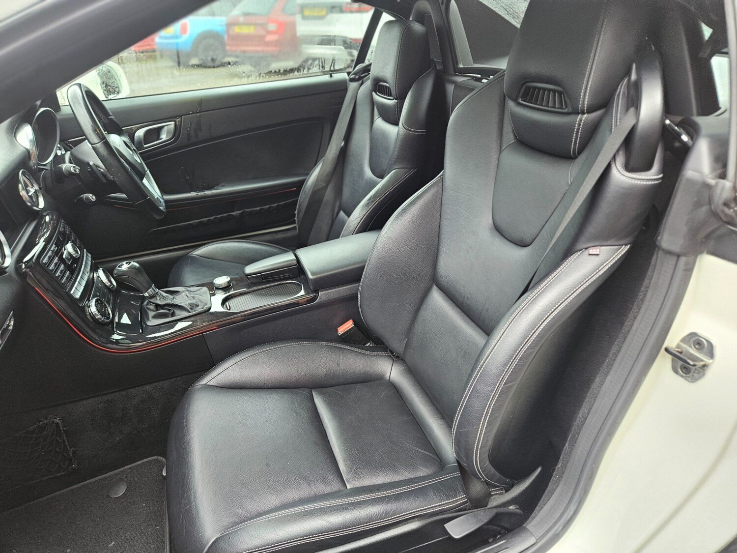 Used Mercedes-Benz SLK 2012 for sale - 77691937: Photo 20