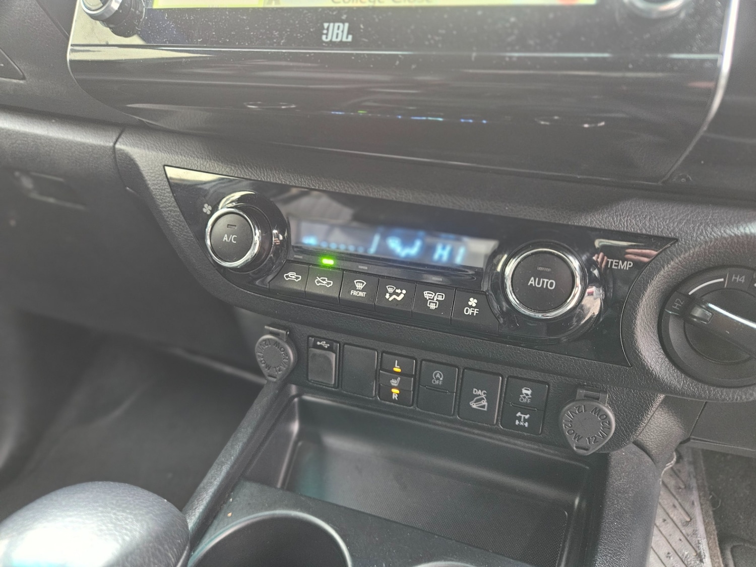 Used Toyota Hilux 2021 for sale - 77691922: Photo 13