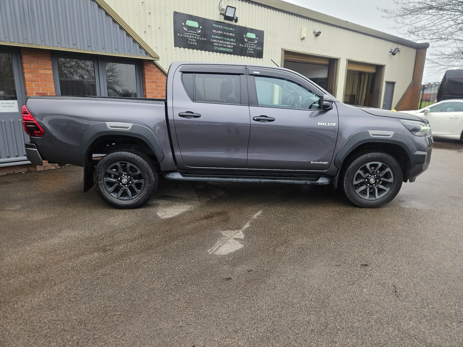 Used Toyota Hilux 2021 for sale - 77691922: Photo 6