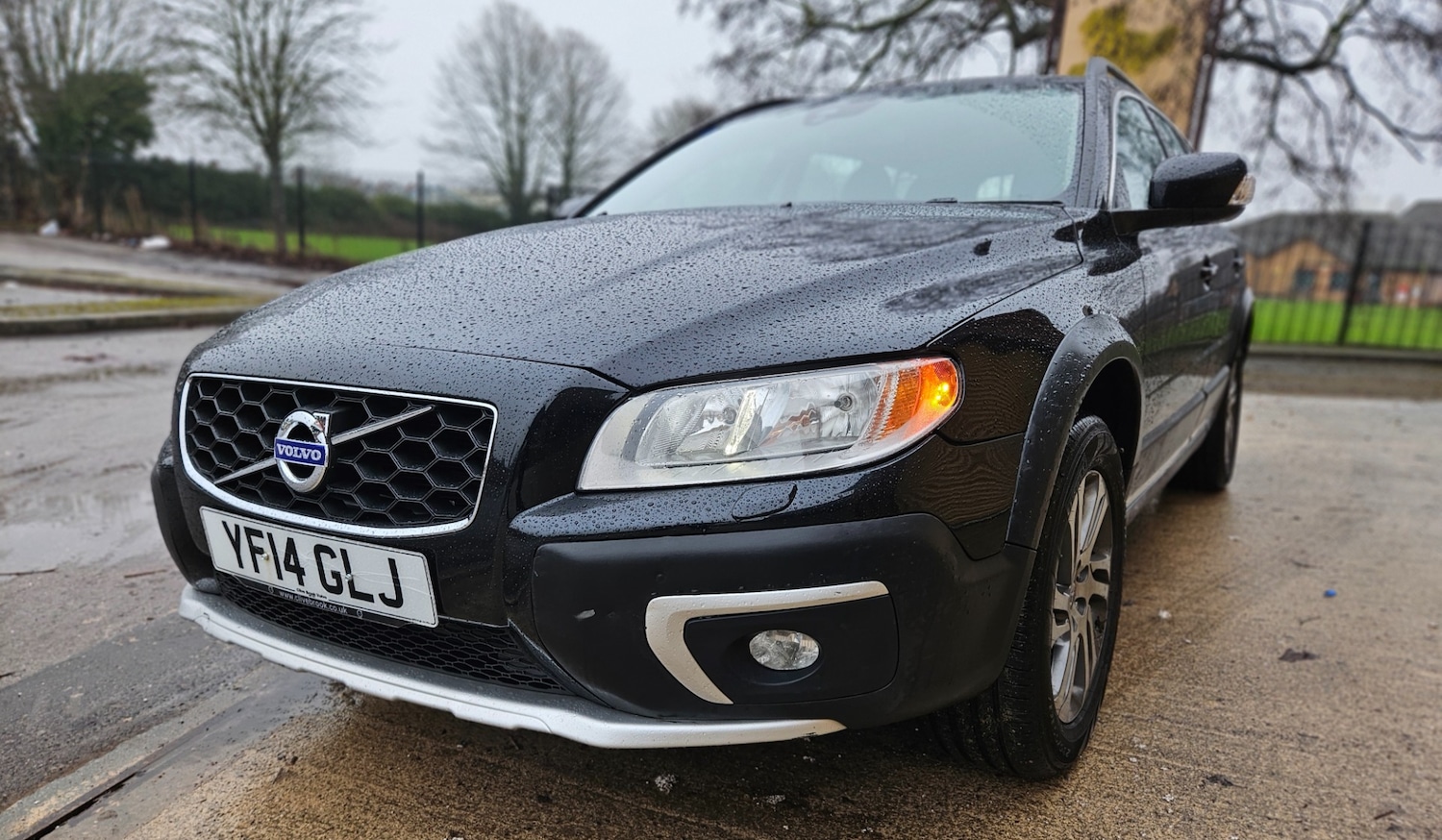 Used Volvo XC70 2014 for sale - 77241765: Photo 3