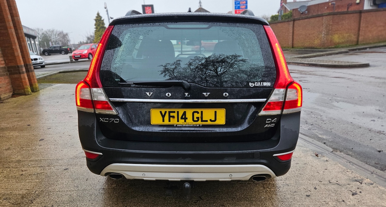 Used Volvo XC70 2014 for sale - 77241765: Photo 6