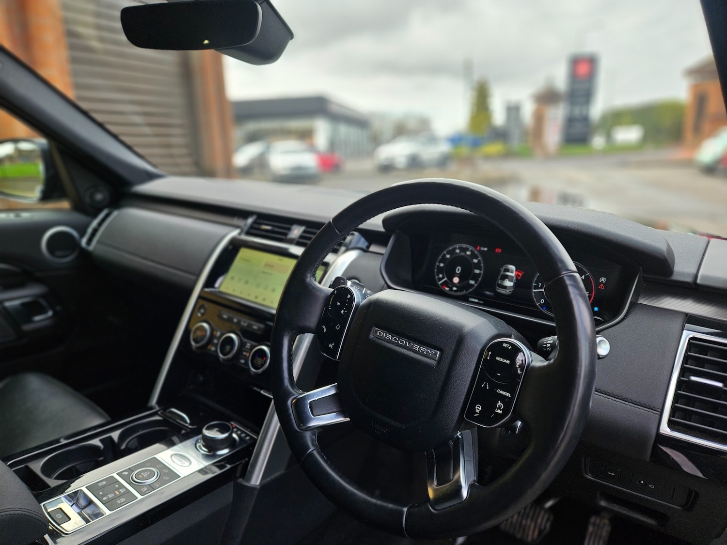 Used Land Rover Discovery 2018 for sale - 77708268: Photo 14