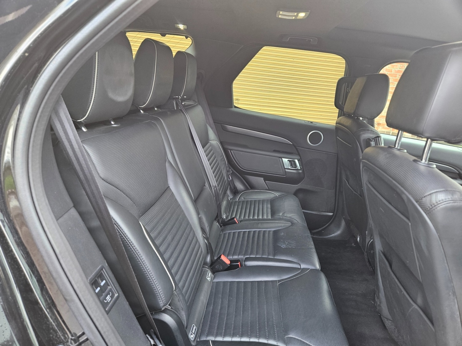 Used Land Rover Discovery 2018 for sale - 77708268: Photo 16